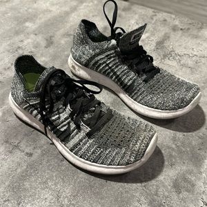 Women’s Nike running shoe size 7